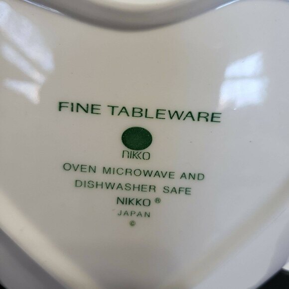 Nikko Christmas Heart Shaped Candy Dish Ceramic Tableware 6.5 inches - Picture 7 of 8